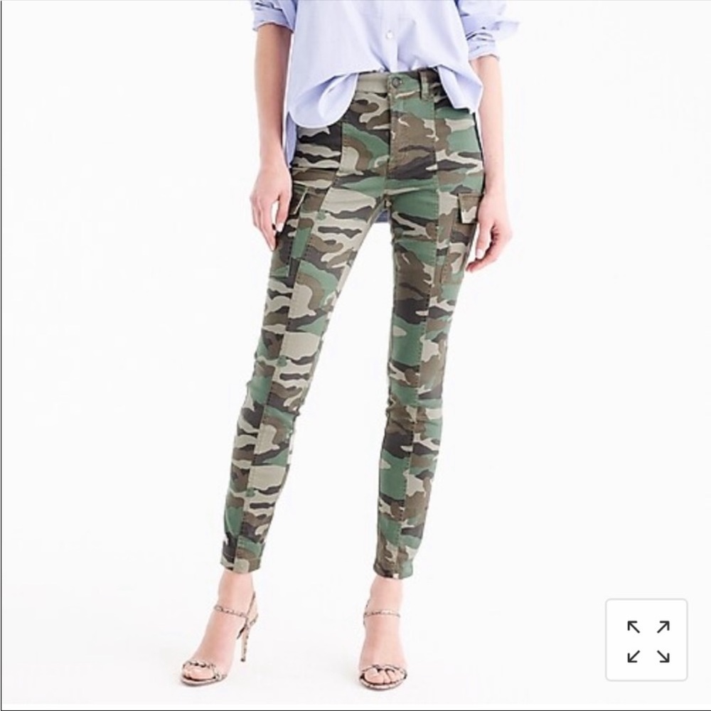 ⚓️J.Crew Camo 9” Cargo Toothpick Pants 28T